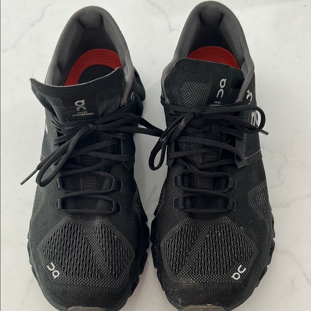 On Running Men's Black Athletic Shoes